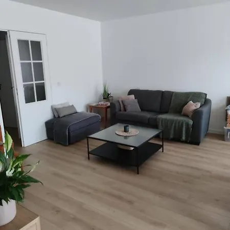 Charmant Duplex - 2 Chambres Proche Centre Ville Et Arena Apartamento
