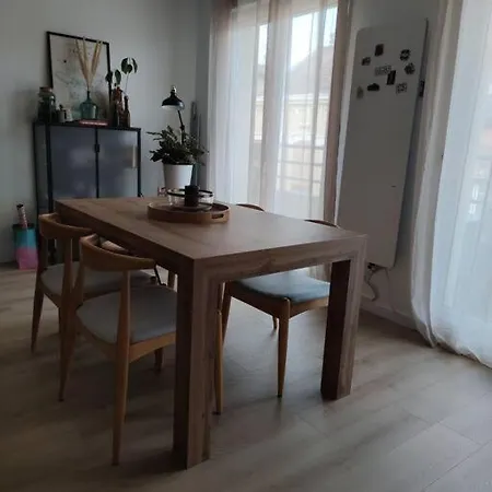 아파트 Charmant Duplex - 2 Chambres Proche Centre Ville Et Arena